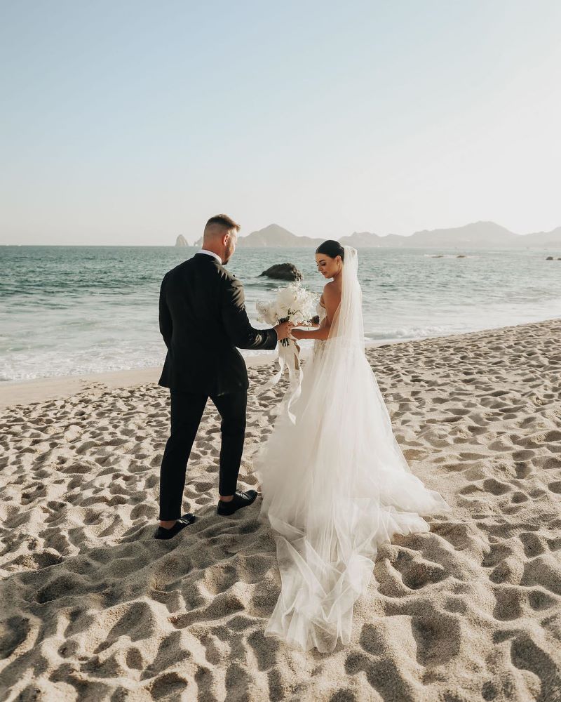 How To Make a Wedding Registry Minted